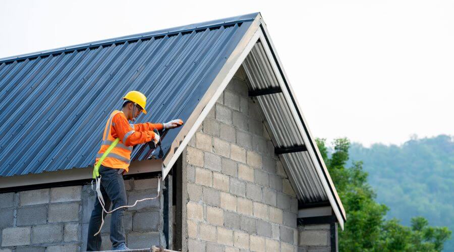 Professional roofing contractors services in Hampton